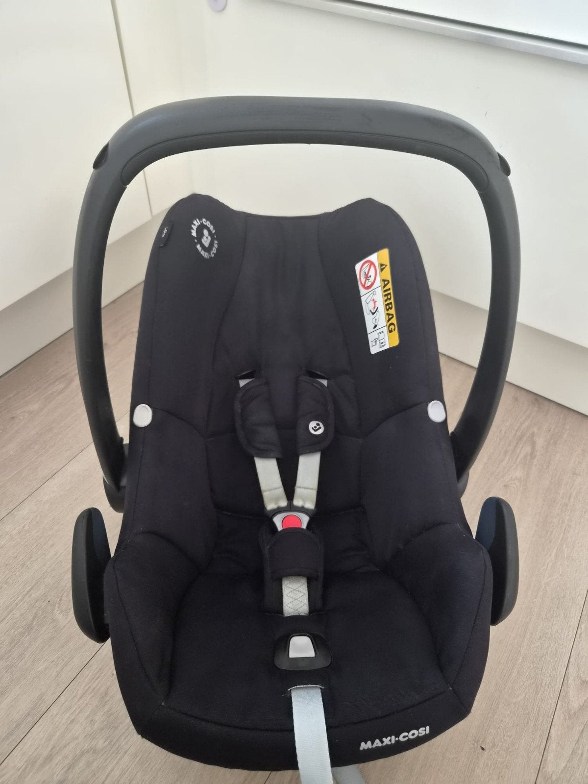 Maxi-Cosi autostoel 0-13 kg met Isofix base, Ophalen, Autogordel of Isofix, Gebruikt, Zijbescherming