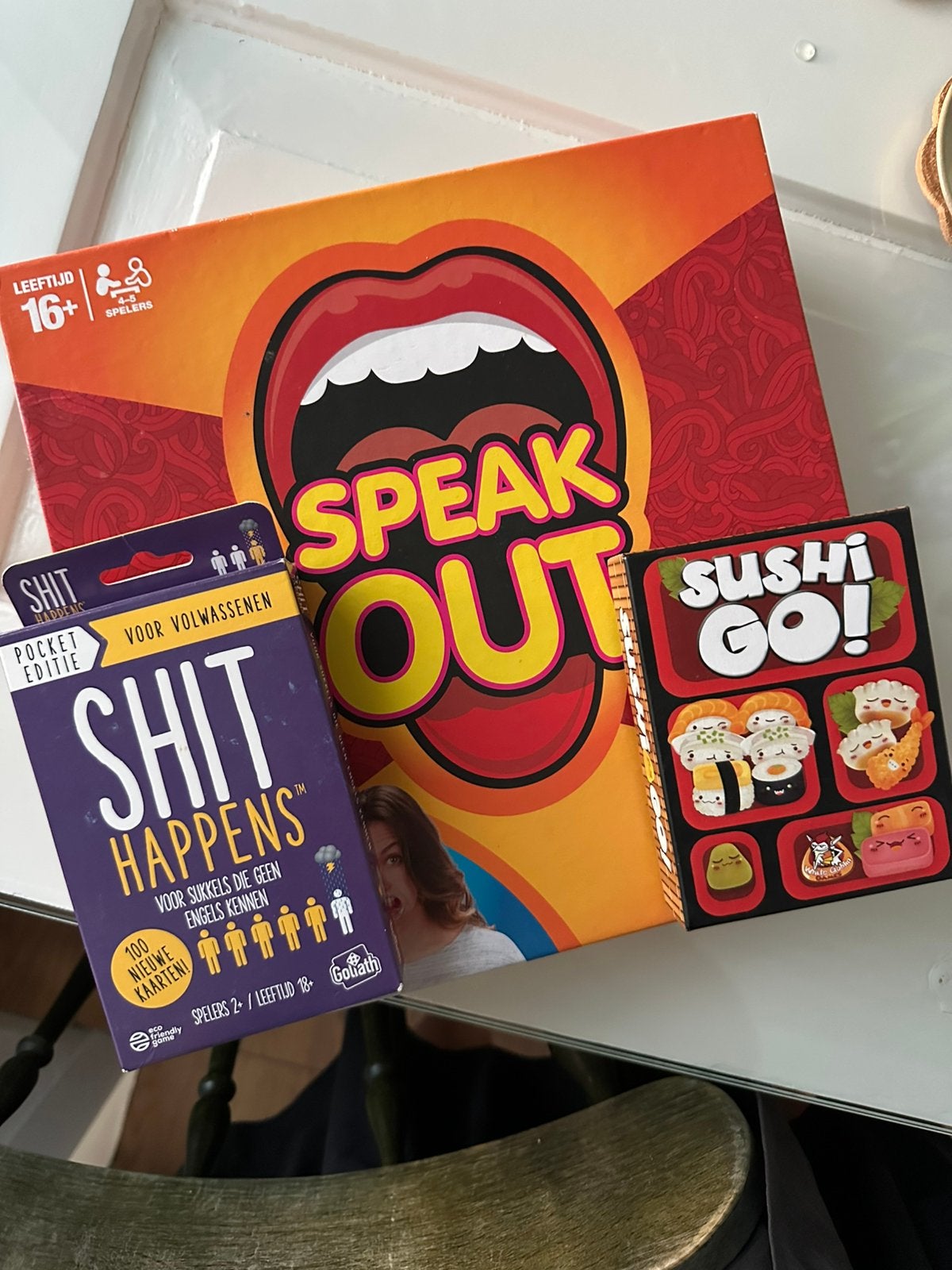 Diverse spellen - Speak Out, Shit Happens en Sushi Go!, Hobby en Vrije tijd, Gezelschapsspellen | Kaartspellen, Ophalen, Zo goed als nieuw