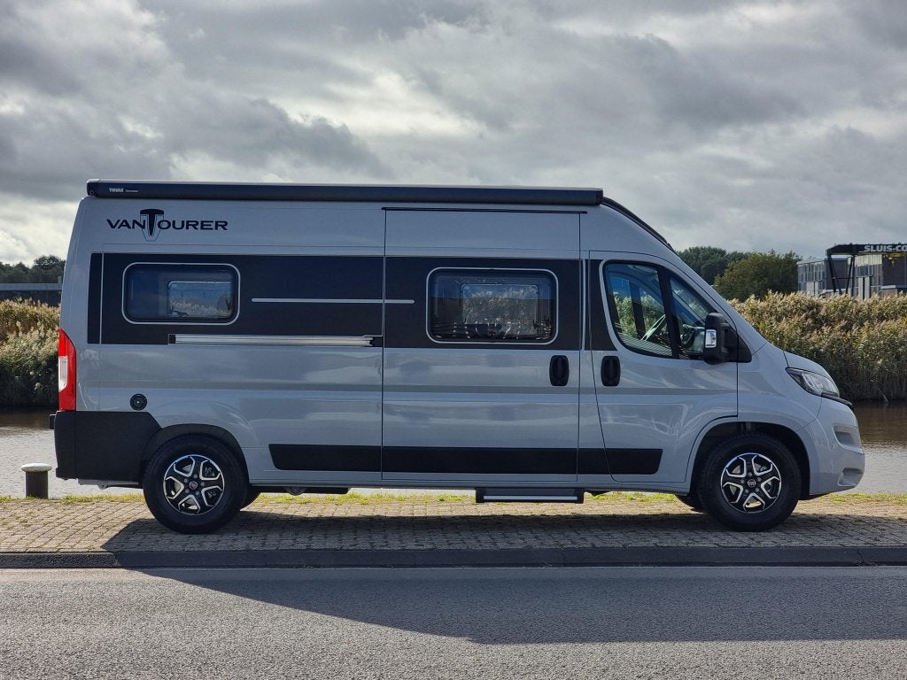VANTourer 600 L lengteslaper, Caravans en Kamperen, Campers, Automaat, Ringverwarming, Fiat, Tot en met 2