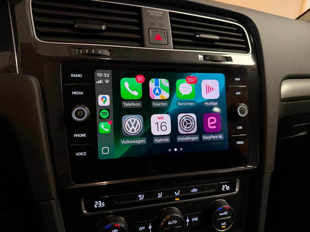 Volkswagen Golf 1.0 TSI Comfortline *Carplay* Trekhaak|Navi|, Auto's, Gebruikt, Euro 6, Origineel Nederlands, Bedrijf