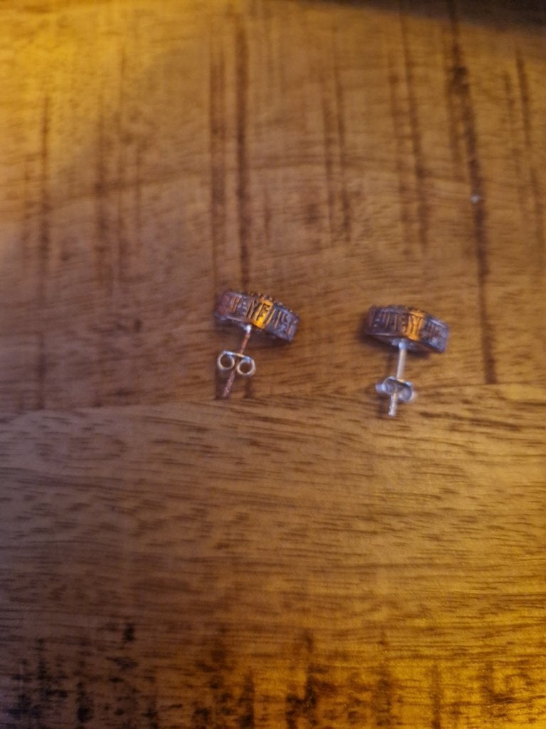 Antieke oorstekers met robijntjes., Ophalen of Verzenden, Zilver, Oorbellen, Met edelsteen
