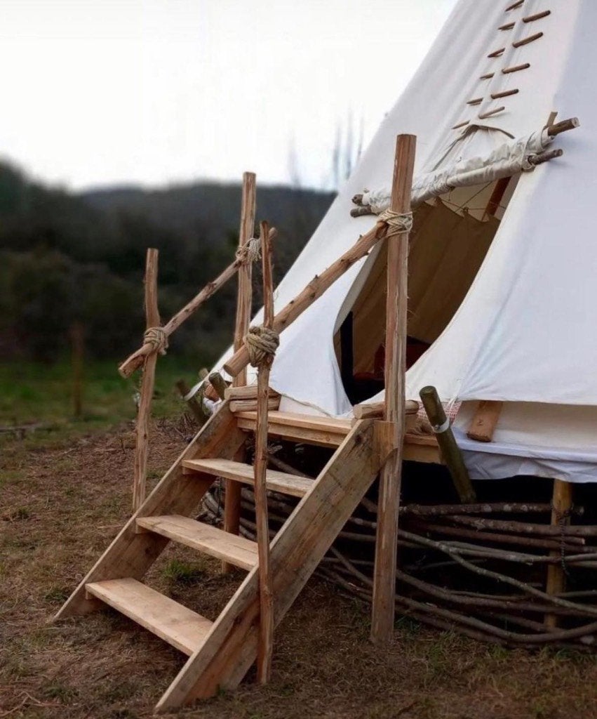 Tipi Tent 5,5 meter. Heavy duty canvas katoen-polyamide., Caravans en Kamperen, Ophalen of Verzenden, Zo goed als nieuw, Tot en met 3
