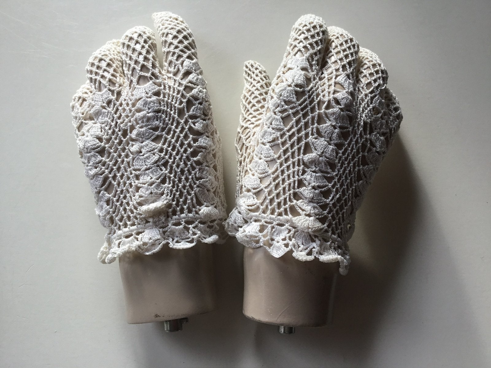 Vintage gehaakte handschoentjes ( in Hilversum ), Antiek en Kunst, Antiek | Kleding en Accessoires, Ophalen of Verzenden, Dames