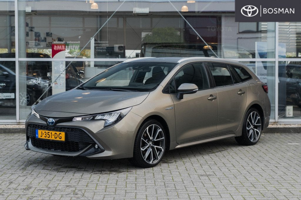Toyota Corolla Touring Sports 2.0 Hybrid Dynamic, 1345 kg, Gebruikt, 4 cilinders, Corolla