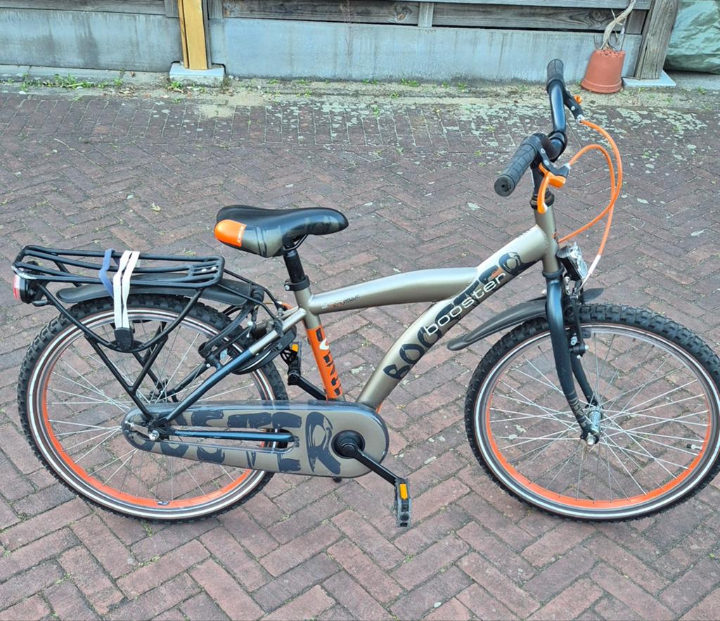 Loekie kinderfiets (22inch), Fietsen en Brommers, Ophalen, Gebruikt, 22 inch, Handrem