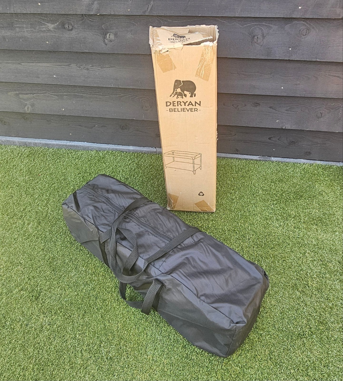 Deryan campingbedje met extra matras - Nieuw in doos, Ophalen, Nieuw