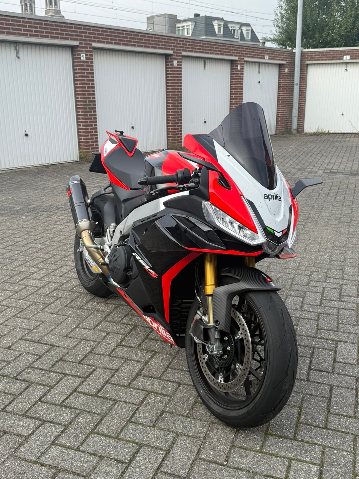 Aprilia RSV4 1100 Factory - SBK 09, Super Sport, Particulier, Meer dan 35 kW, Handgeschakeld