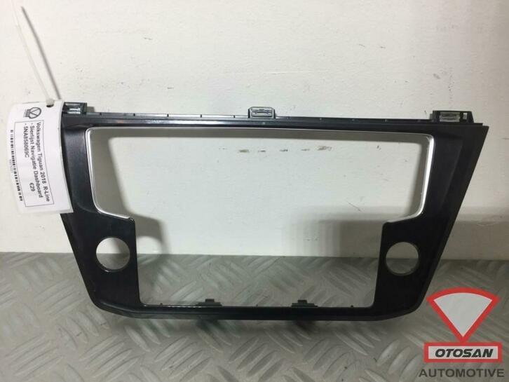vw tiguan 5na 2018 r line sierlijst dashboard navi 5na858069, Gebruikt, Volkswagen, Volkswagen AG, Berliner Ring 2
38440  Wolfsburg, DE