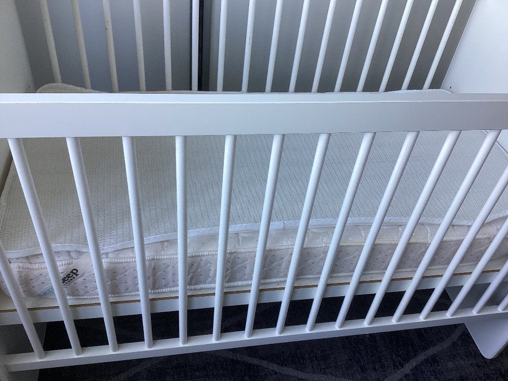 Ledikantje + matrasje, Kinderen en Baby's, Babywiegjes en Ledikanten, Ophalen of Verzenden, Gebruikt, Ledikant