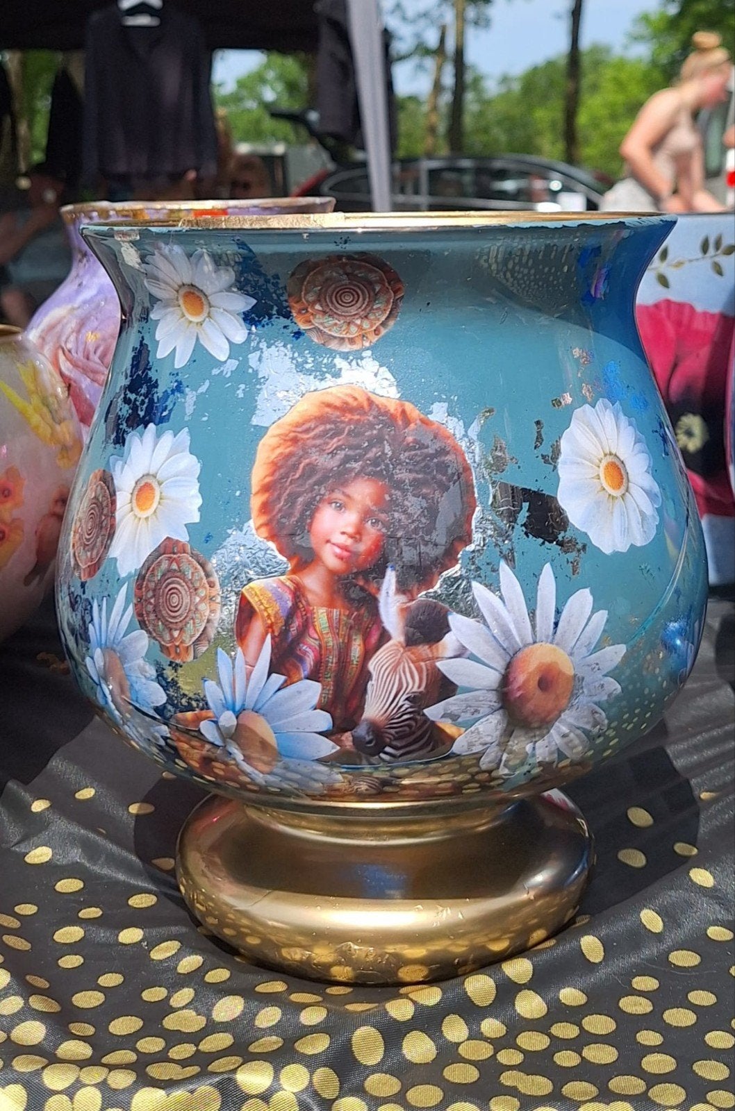 Unieke handgeschilderde vaas met Afrikaans meisje, Ophalen of Verzenden
