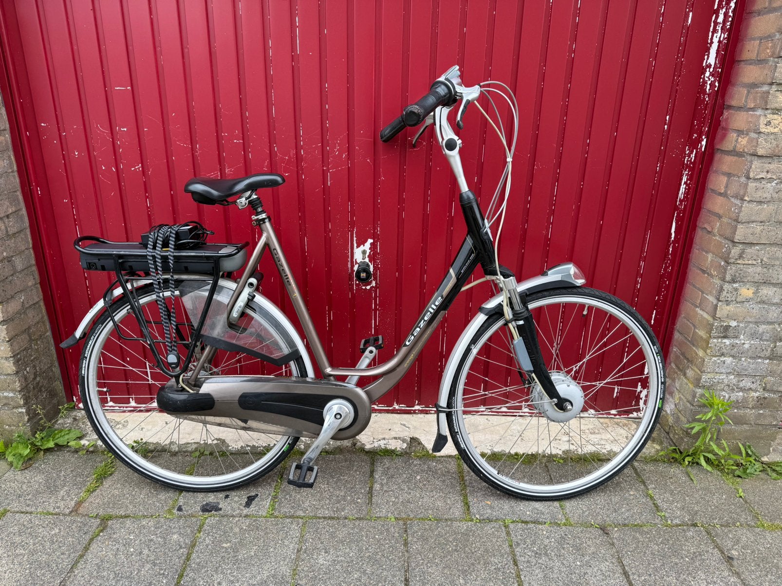 Keurige staat gazelle orange innergy xtra, Ophalen, Zo goed als nieuw, 59 cm of meer, 50 km per accu of meer