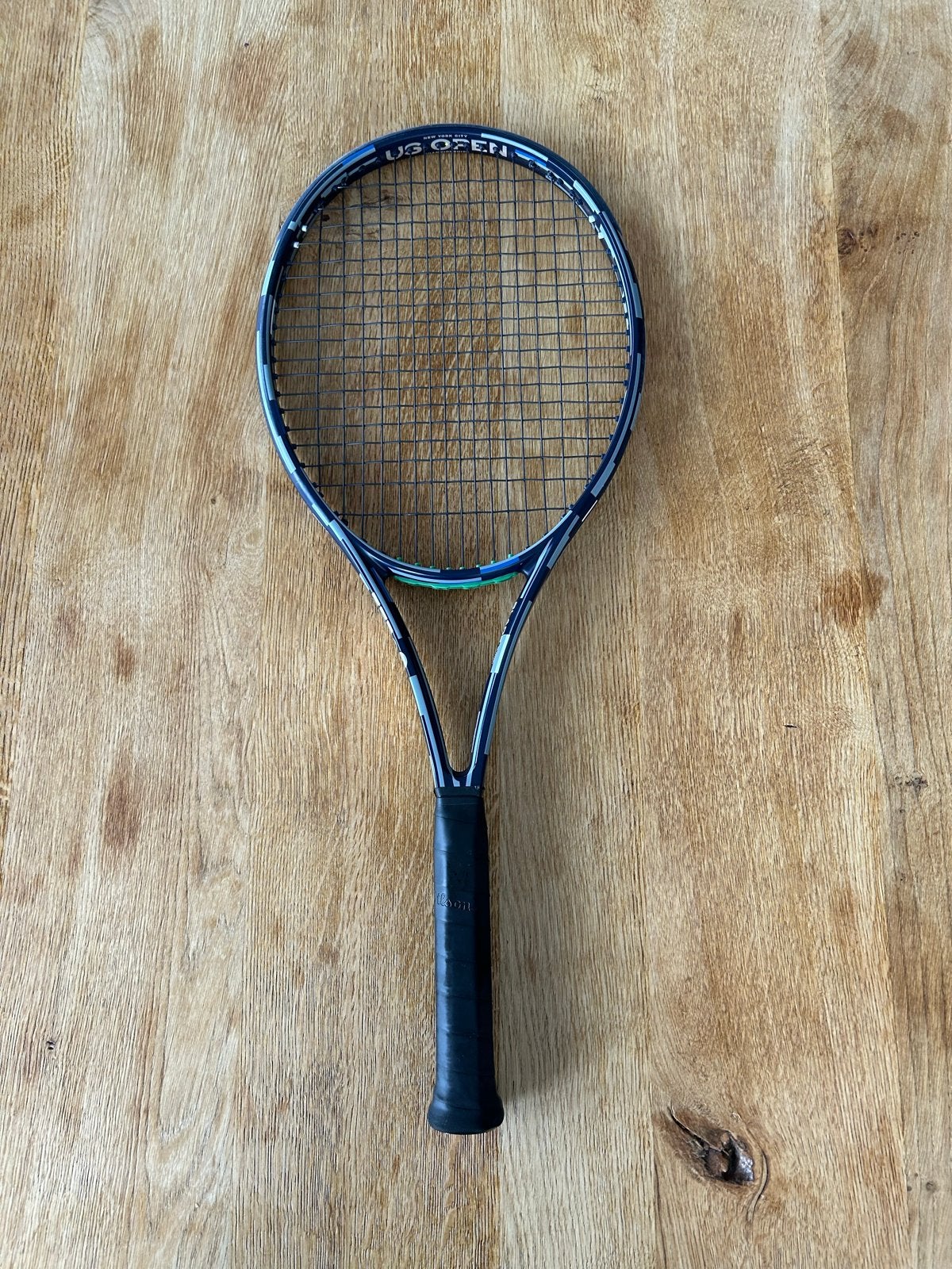 Wilson Blade 100L V9 US Open Tennisracket L2, Zo goed als nieuw, Wilson, Racket, Ophalen
