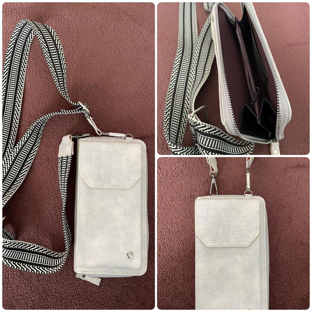 Telefoon /portomonee tasje € 5,-, Ophalen of Verzenden, Zo goed als nieuw, Wit, Schoudertasje