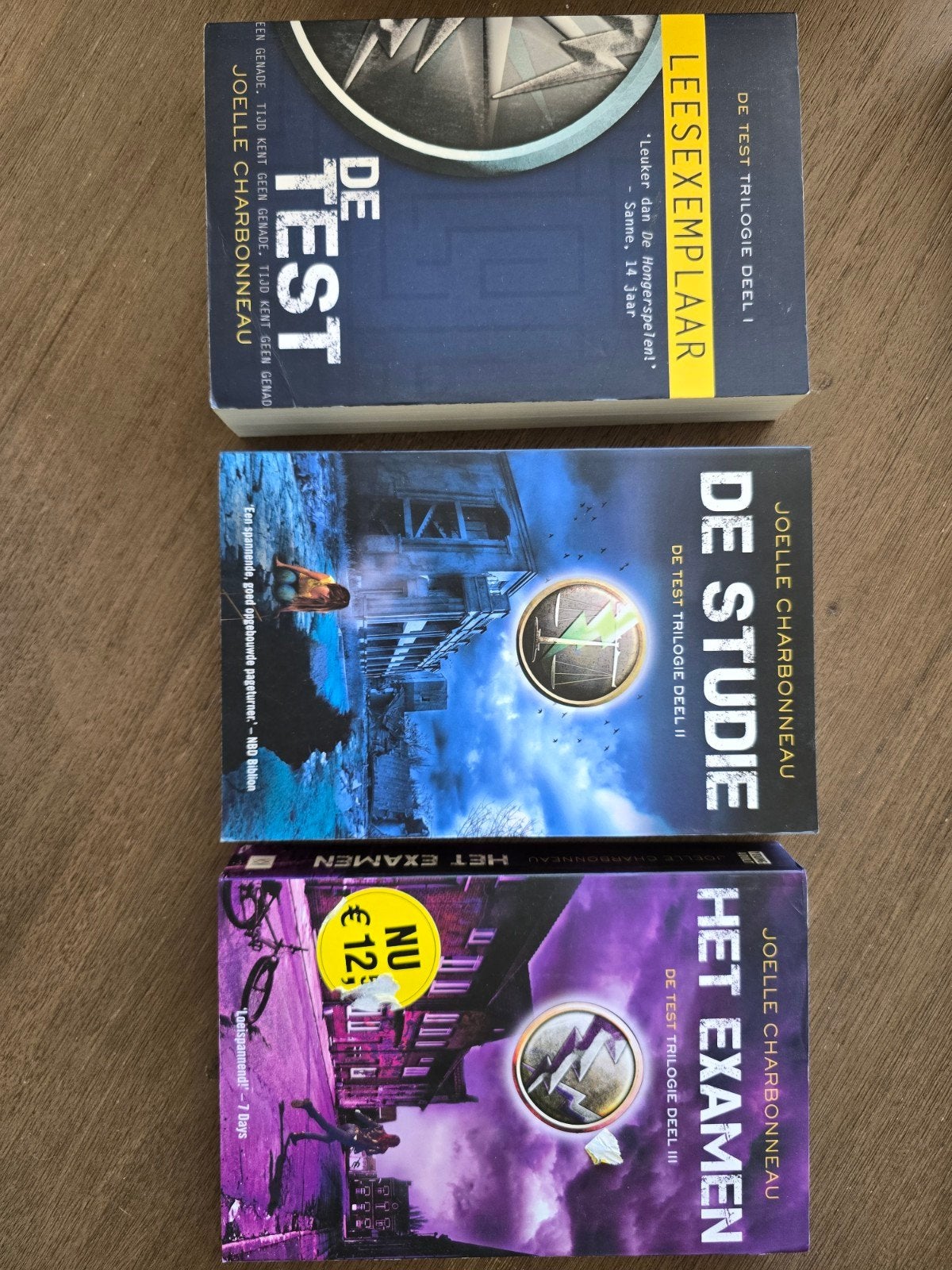 De Test Trilogie - Joelle Charbonneau (3 boeken), Boeken, Ophalen of Verzenden, Gelezen, Joelle Charbonneau, Nederland