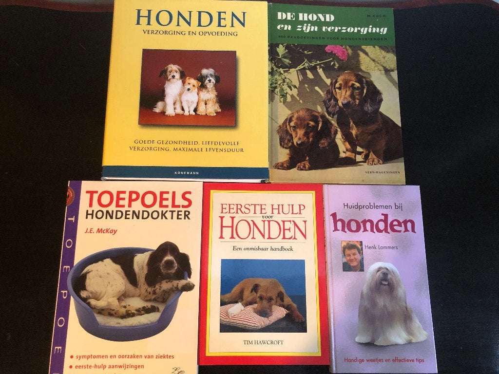 Set van 5 boeken hondenverzorging, Ophalen of Verzenden, Gelezen, Honden