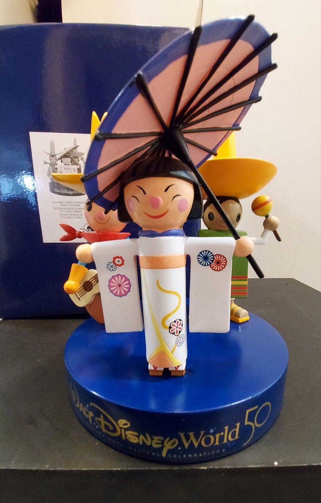 Disney 50years WDW Musical it's a small world beeld, Ophalen, Zo goed als nieuw, Beeldje of Figuurtje