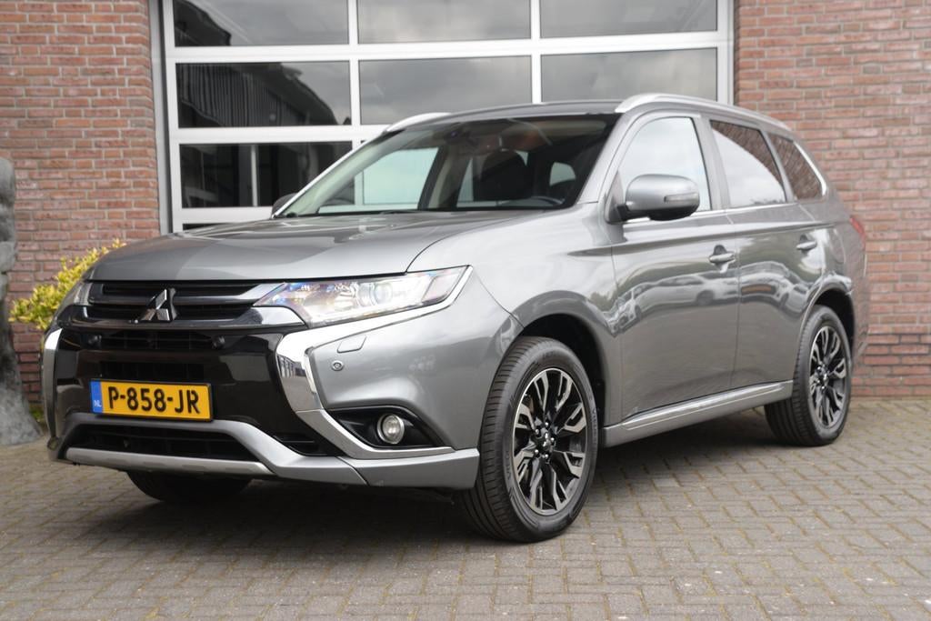 Mitsubishi Outlander 2.0 PHEV instyle | Camera | Navi | Trek, 1998 cc, Euro 6, 4 cilinders, 1820 kg