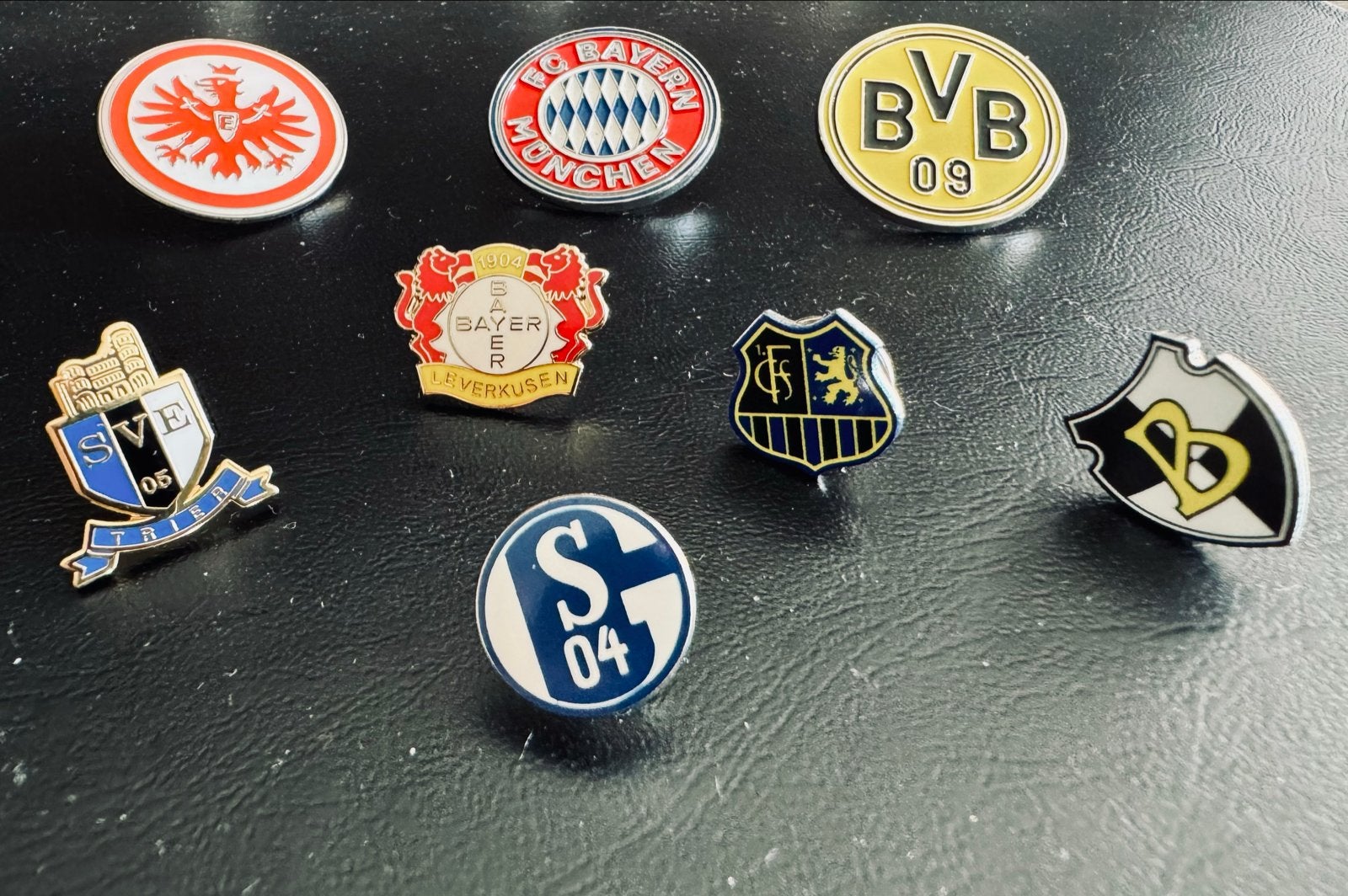 Voetbalclub Speldjes - Diverse Duitse Clubs, Ophalen of Verzenden, Gebruikt, Buitenlandse clubs, Overige typen