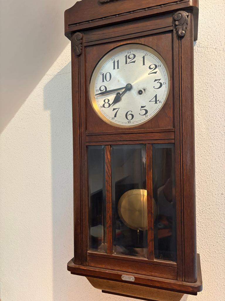 Antieke wandklok van Arthur Albrecht, Uhrmacher, Ophalen