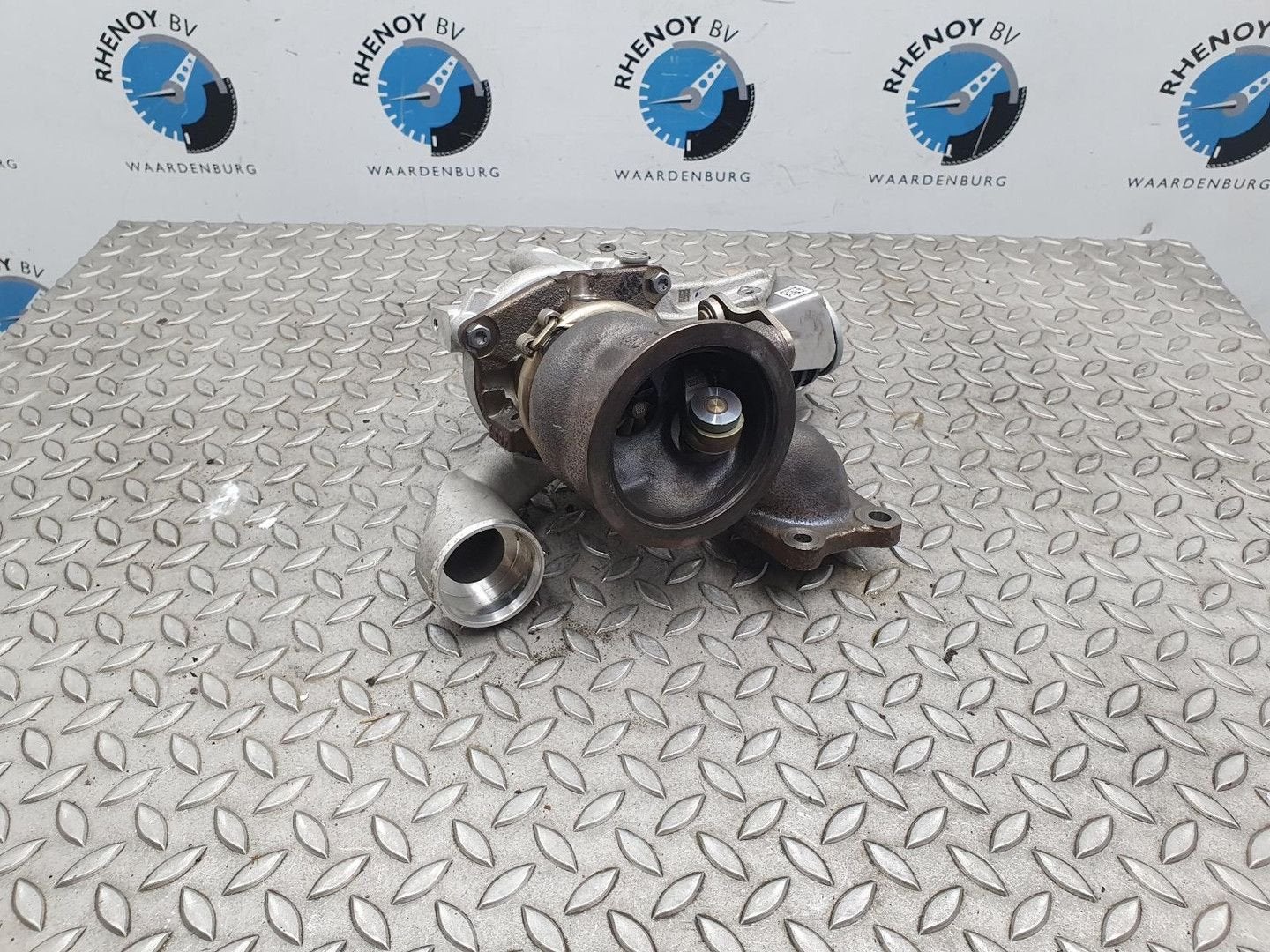 PEUGEOT 5008 TURBO 2023, Ophalen of Verzenden, Gebruikt, Stiba lid