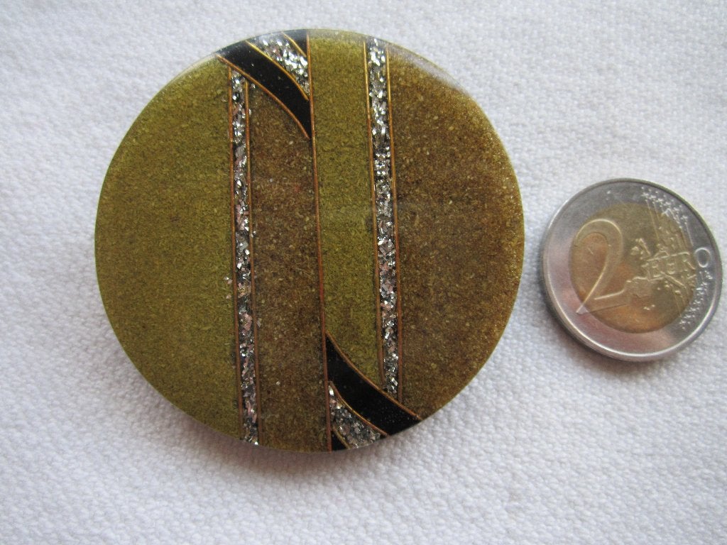 1.   Heel aparte oude broche, Ophalen, Overige materialen, Broche