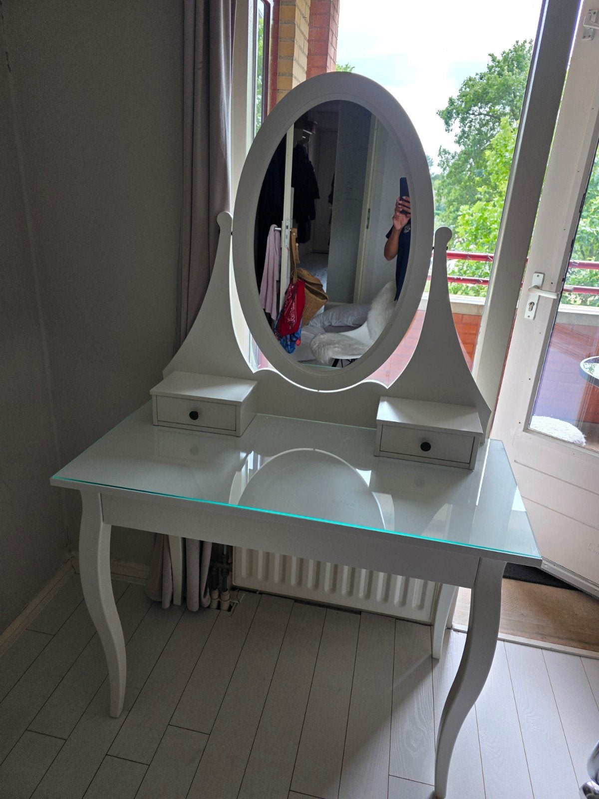 IKEA HEMNES Toilettafel/makeup tafel/kaptafel/bureau met spi, Ophalen, 50 tot 100 cm, Zo goed als nieuw, Klassiek, Landelijk