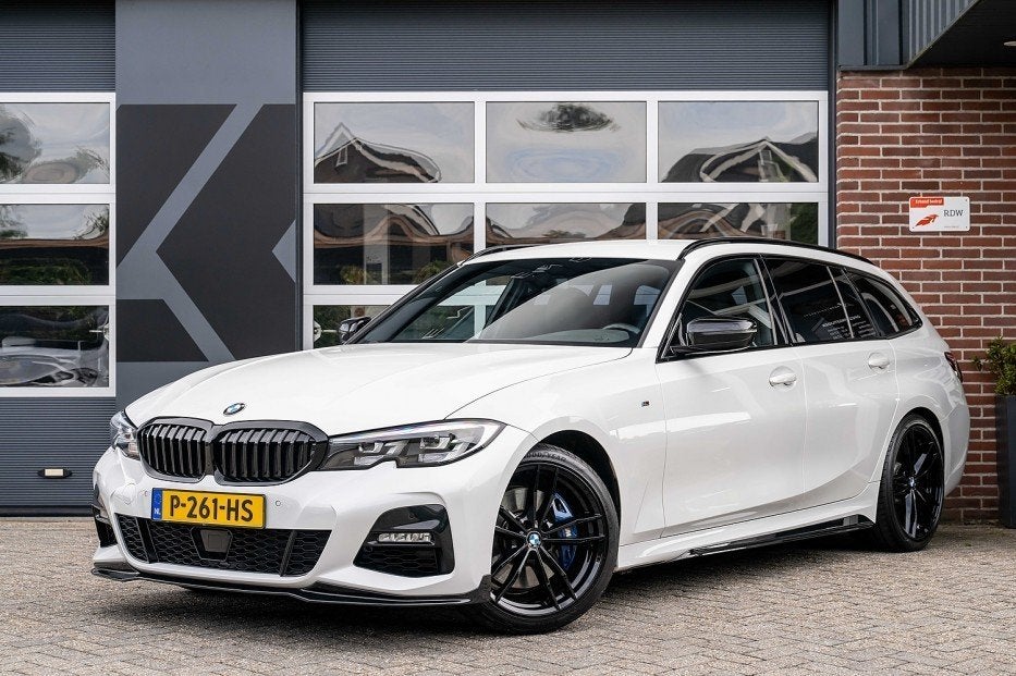 BMW 3 Serie 330 330i Touring M Sport | ACC | Maxton | 19' In, Auto's, Automaat, 1998 cc, Achterwielaandrijving, Gebruikt