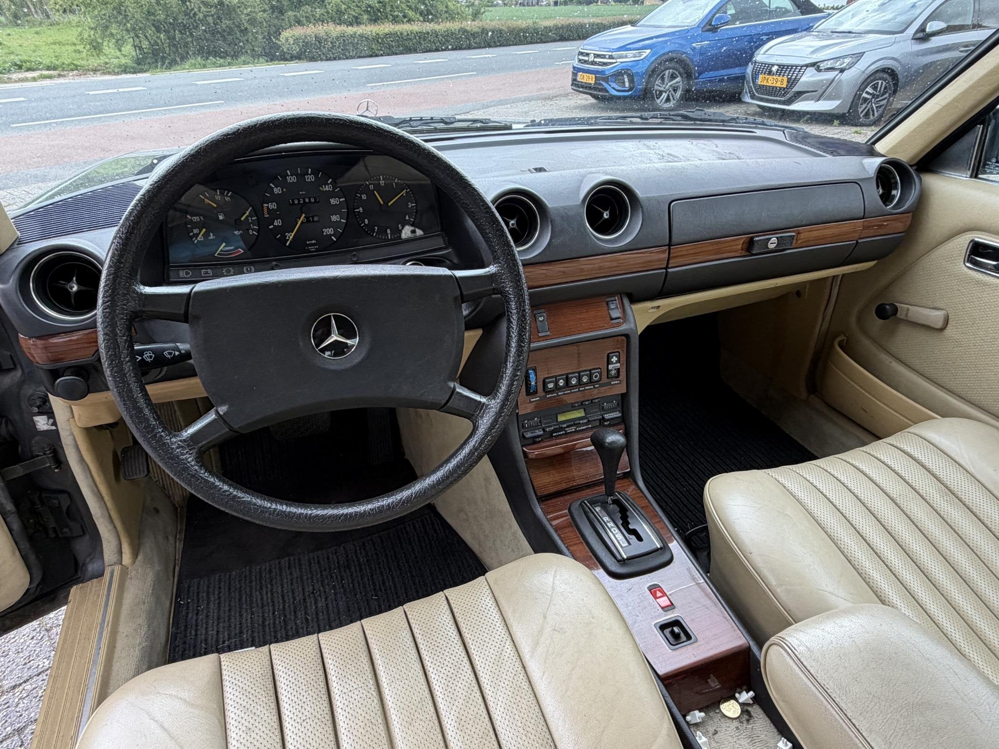Mercedes-Benz 200-280 (W123) 230 CE, Auto's, Mercedes-Benz, 12 maanden, Gebruikt, 4 cilinders, Bedrijf