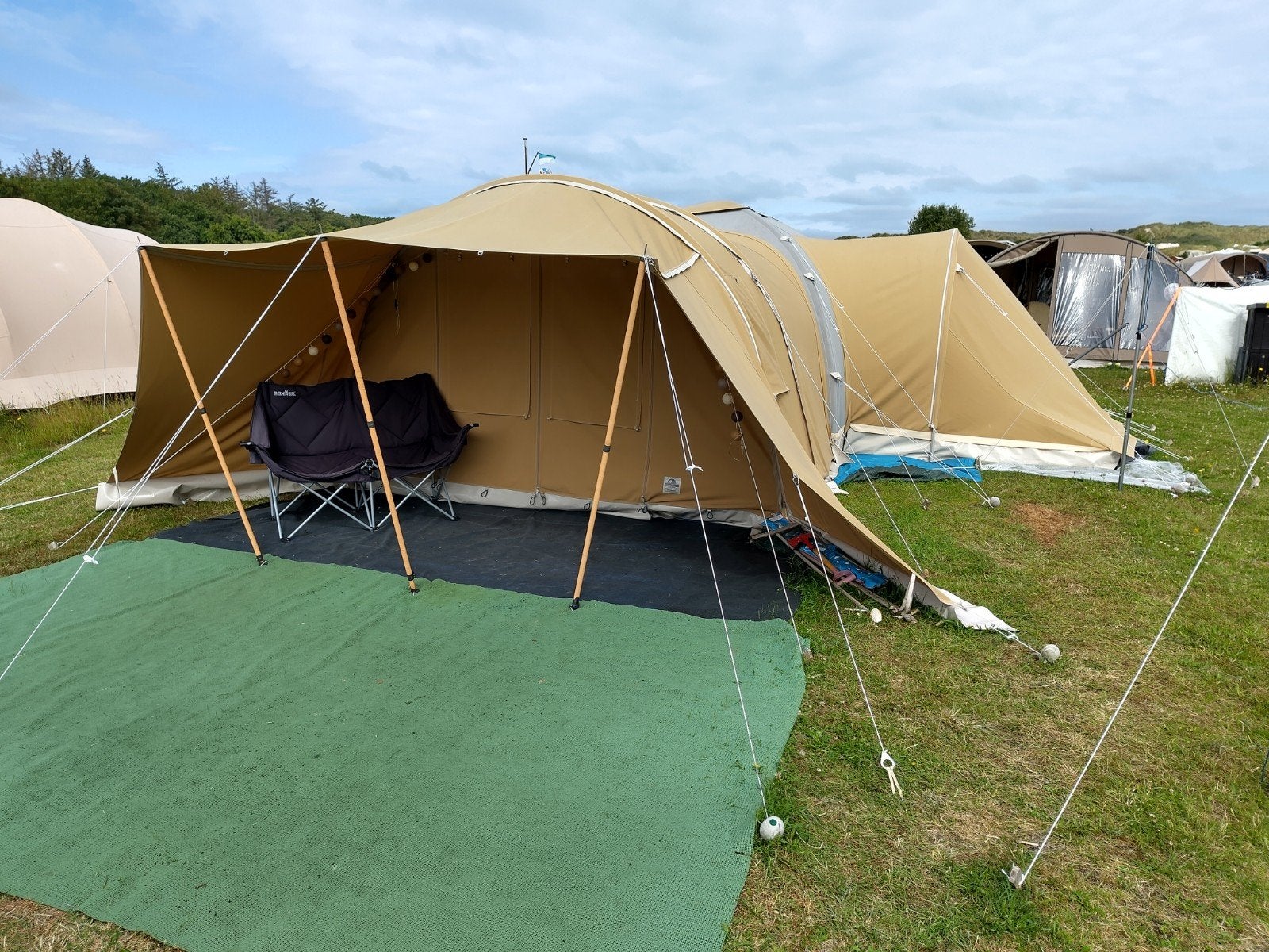 tent te huur Vlieland 22/08 -27/08, Ophalen of Verzenden, Gebruikt, Tot en met 5