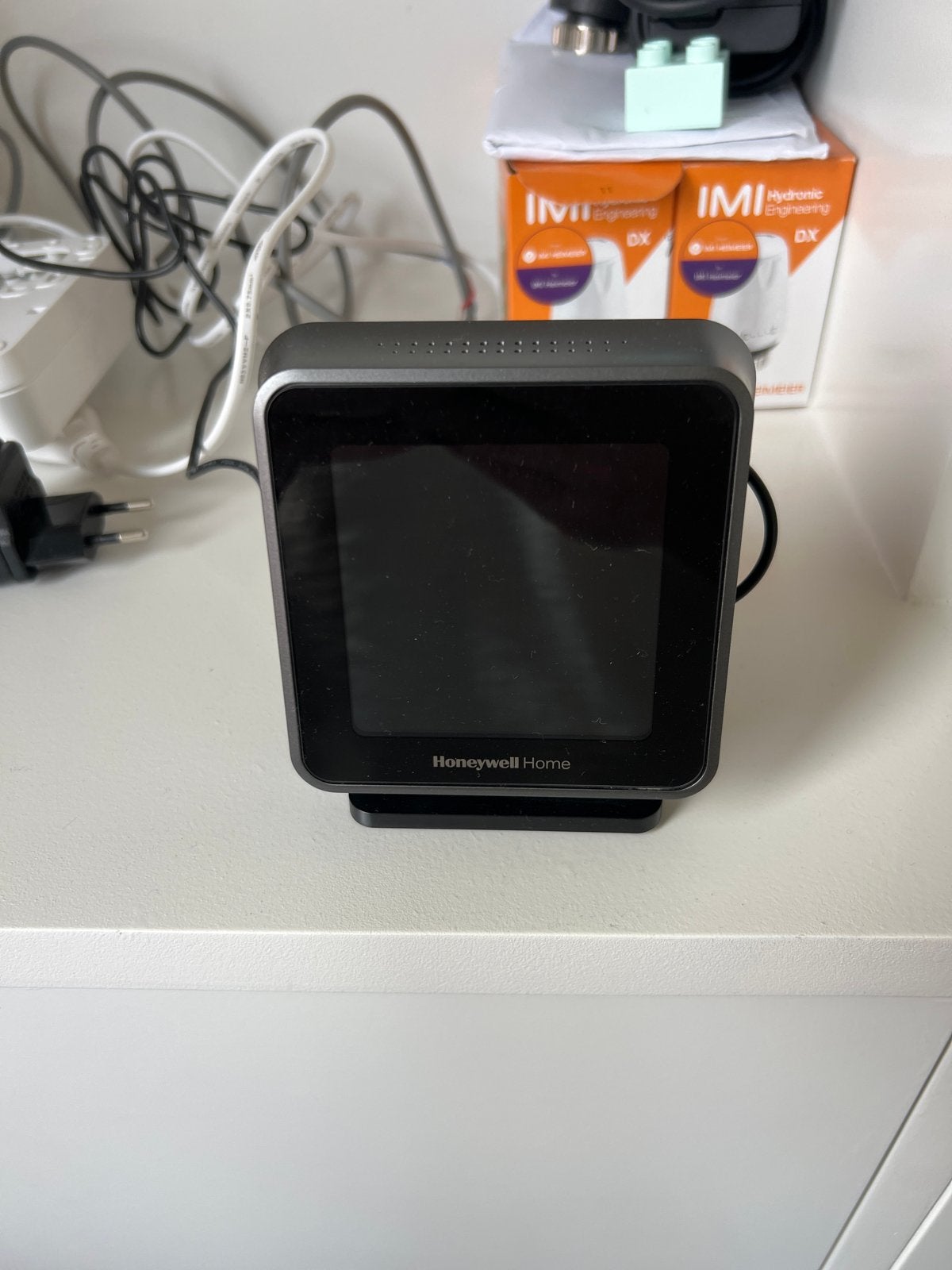 Honeywell Home Slimme Thermostaat met Gateway, Ophalen of Verzenden, Slimme thermostaat, Gebruikt