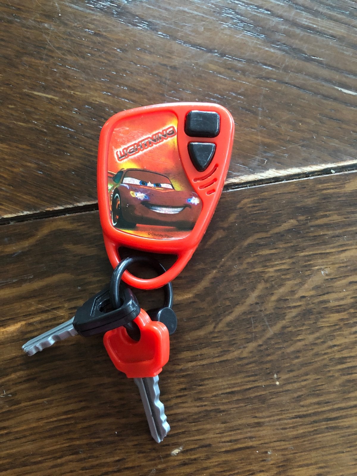 Cars Lightning McQueen speelgoed sleutelhanger, Ophalen of Verzenden, Zo goed als nieuw, Afstandsbediening