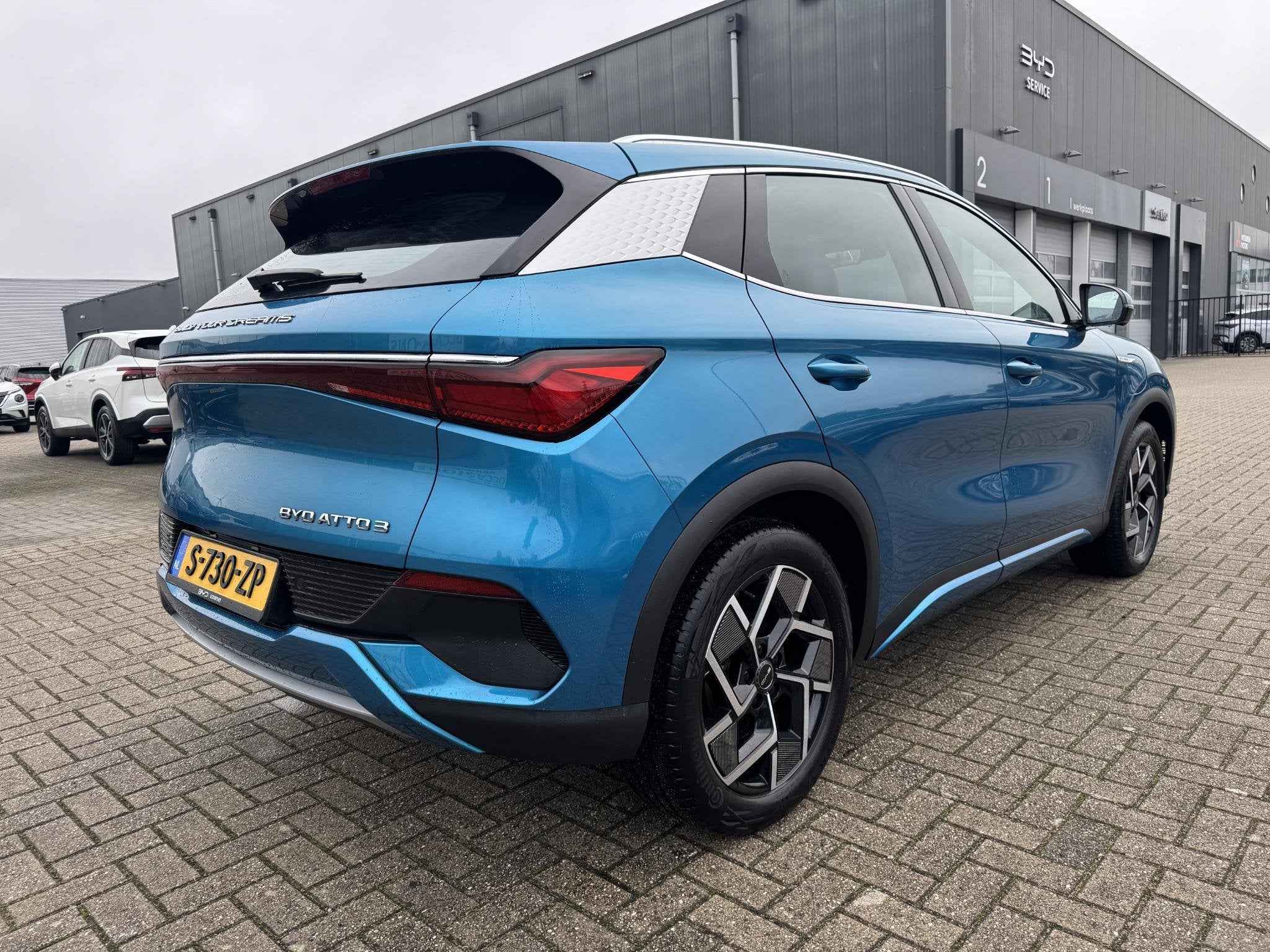 BYD ATTO 3 Design 60 kWh | Panoramadak | Leer | Camera | SoH, Auto's, Dealer onderhouden, Gebruikt, Huisgarantie, Met garantie (alle)
