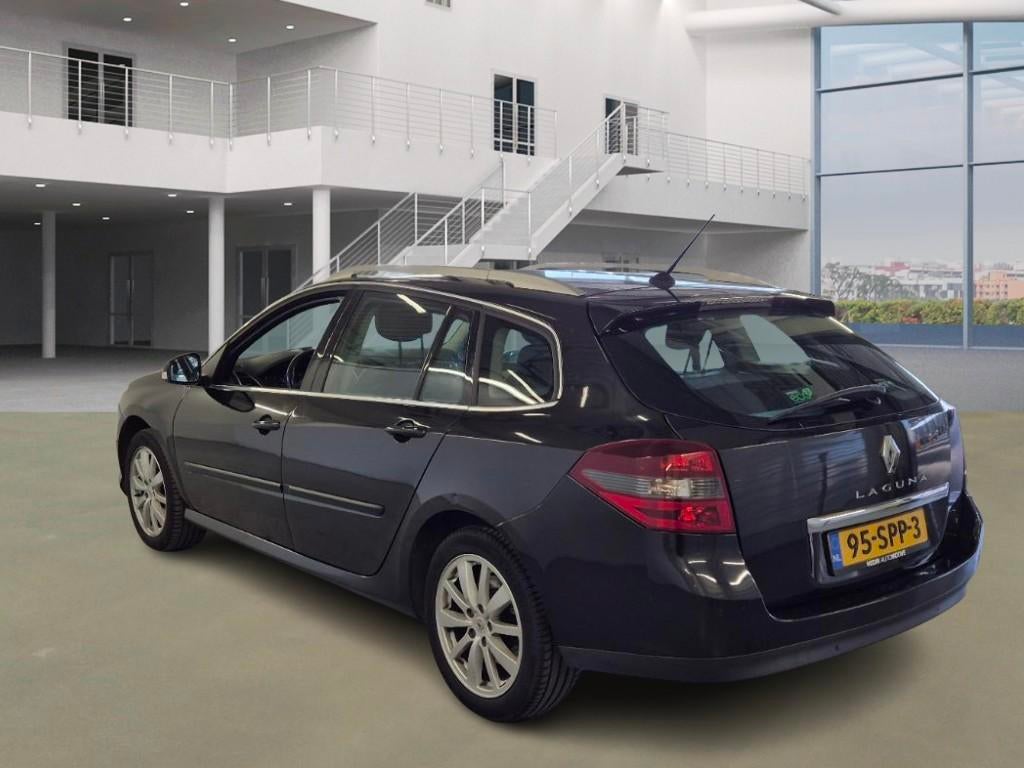 Renault Laguna Estate 2.0 Dynamique, Voorwielaandrijving, Gebruikt, 4 cilinders, Zwart