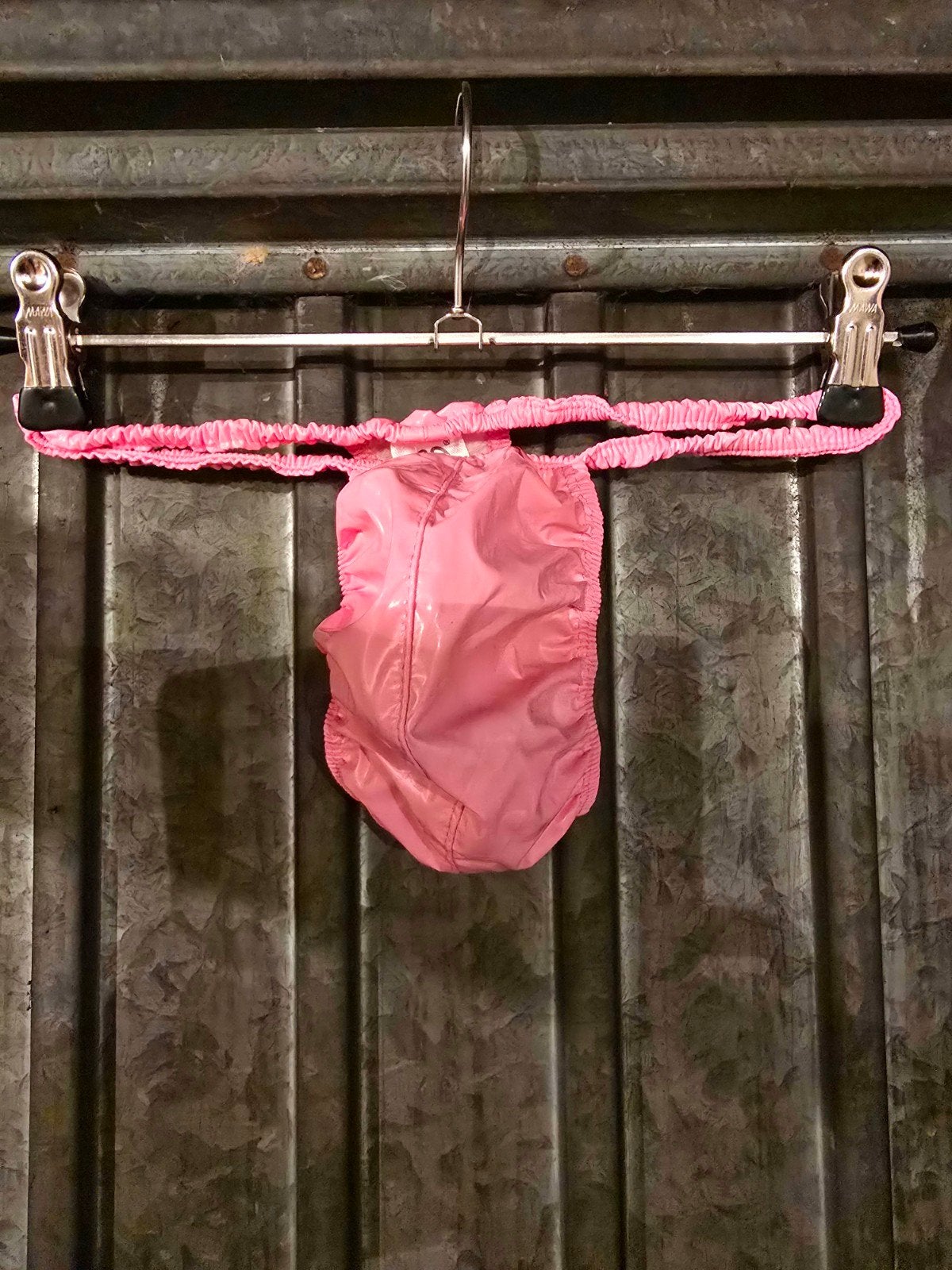 Roze glanzende lak string met bulge, Kleding | Heren, Ondergoed, Slip, Roze, Verzenden