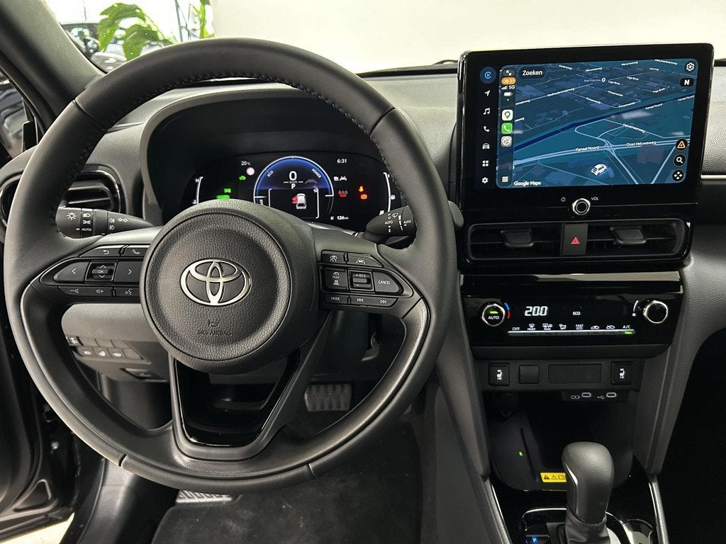 Toyota Yaris Cross 1.5 Hybrid 130 Dynamic | Nieuw! | Dodehoe, Auto's, Toyota, Stof, Gebruikt, Met garantie (alle), Zwart