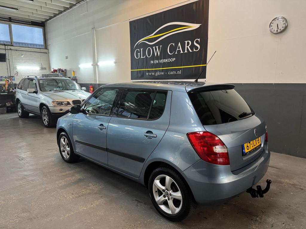 Skoda Fabia 1.4-16V Dynamic AIRCO|CRUISE|NAP|, Voorwielaandrijving, Zwart, 4 cilinders, Blauw