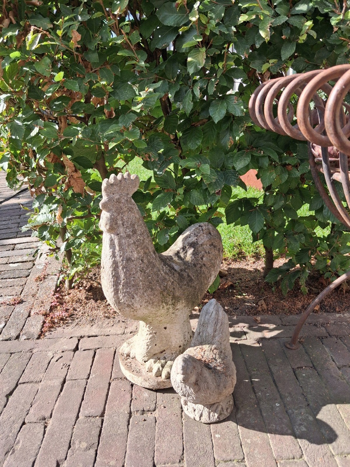 Betonnen Beeld: Kip en Haan voor Tuin of Erf, Tuin en Terras, Ophalen, Gebruikt