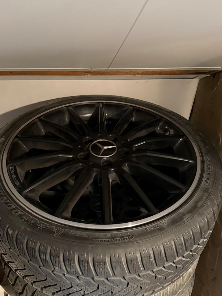 Mercedes AMG velgen 18 inch met winterbanden, Auto-onderdelen, Banden en Velgen, Ophalen, 18 inch, Gebruikt, Banden en Velgen