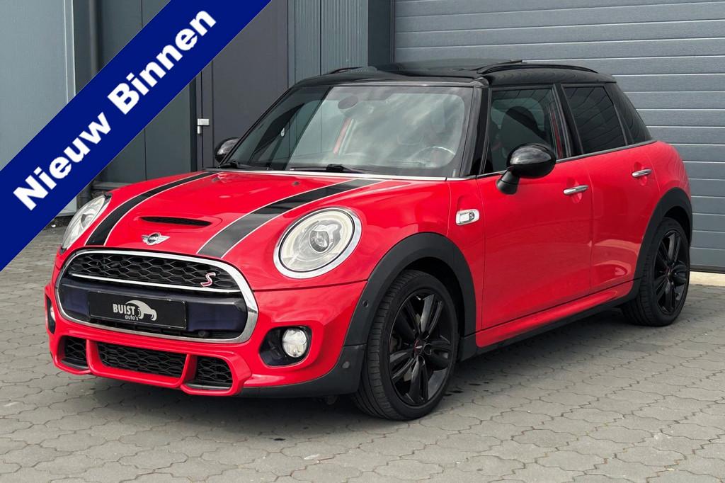 MINI Mini 2.0 Cooper S Chili Serious Business JCW Pakket PAN, Auto's, 1998 cc, Met garantie (alle), Leder en Stof, Bedrijf