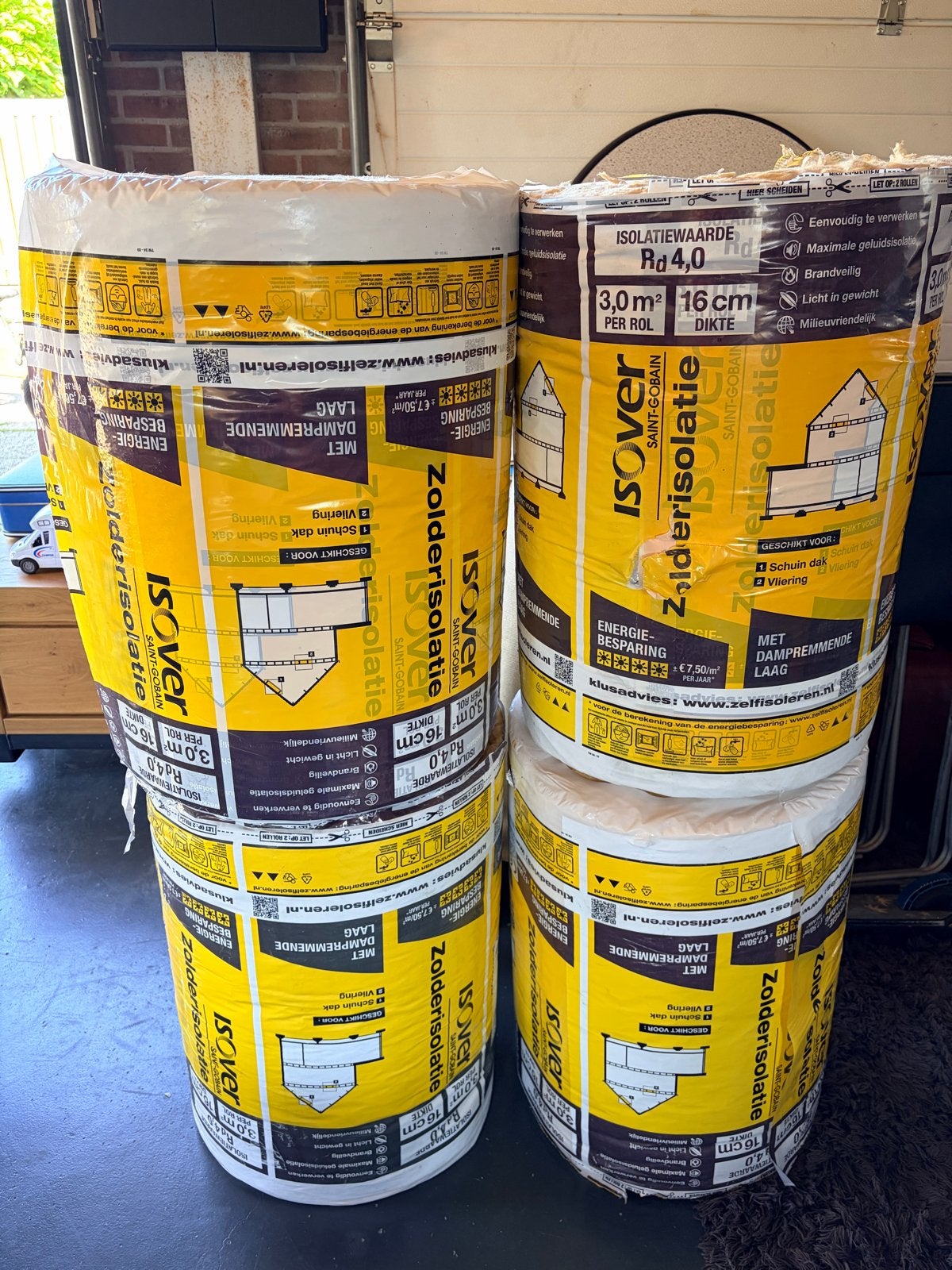 Isover Zolderisolatie Glaswol 16cm dikte, 3m² per rol, 12 cm of meer, Nieuw, 15 m² of meer, Glaswol
