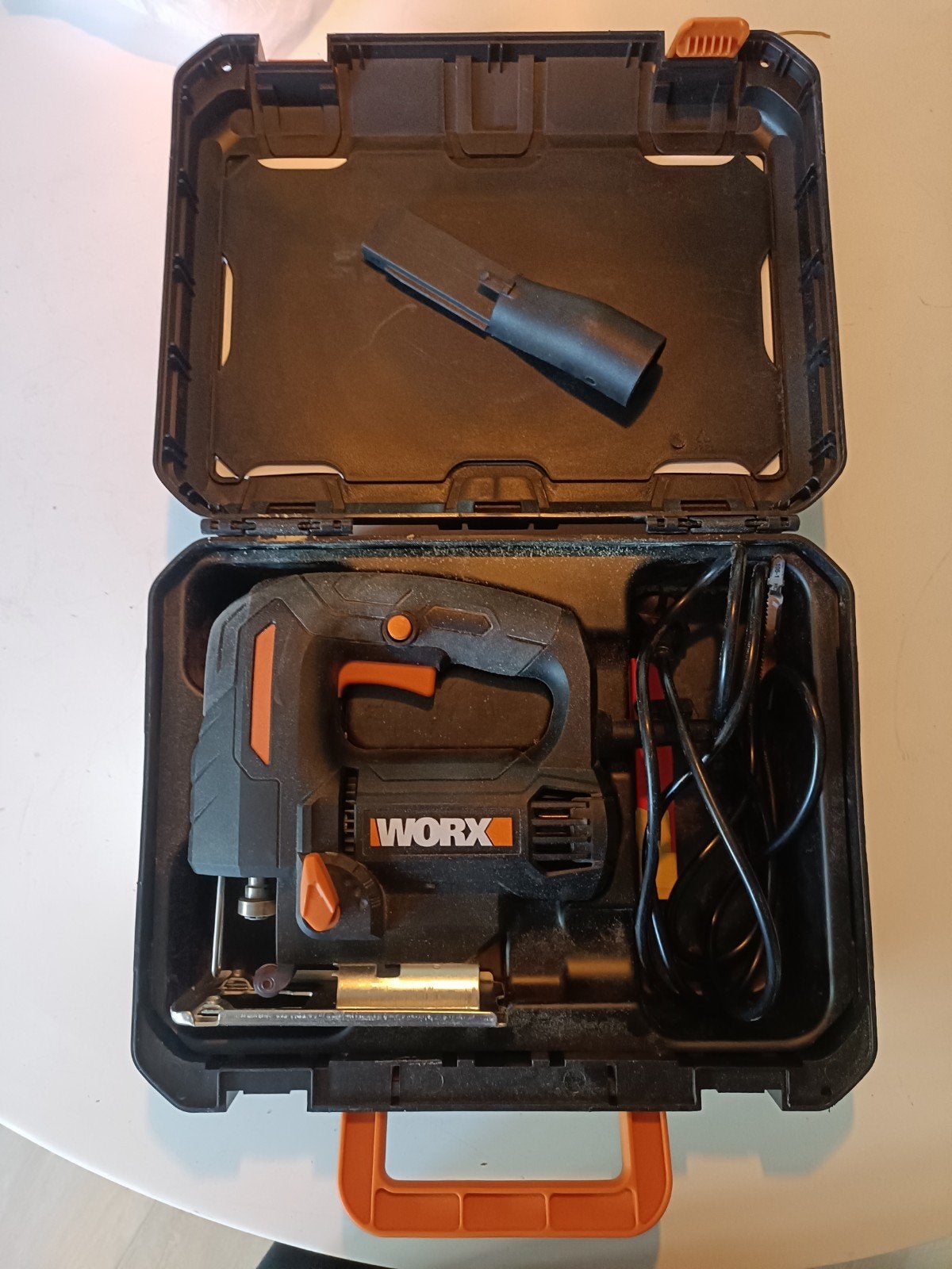Worx Decoupeerzaag WX463 550W met accessoires en koffer, Ophalen, Decoupeerzaag, Worx, Zo goed als nieuw