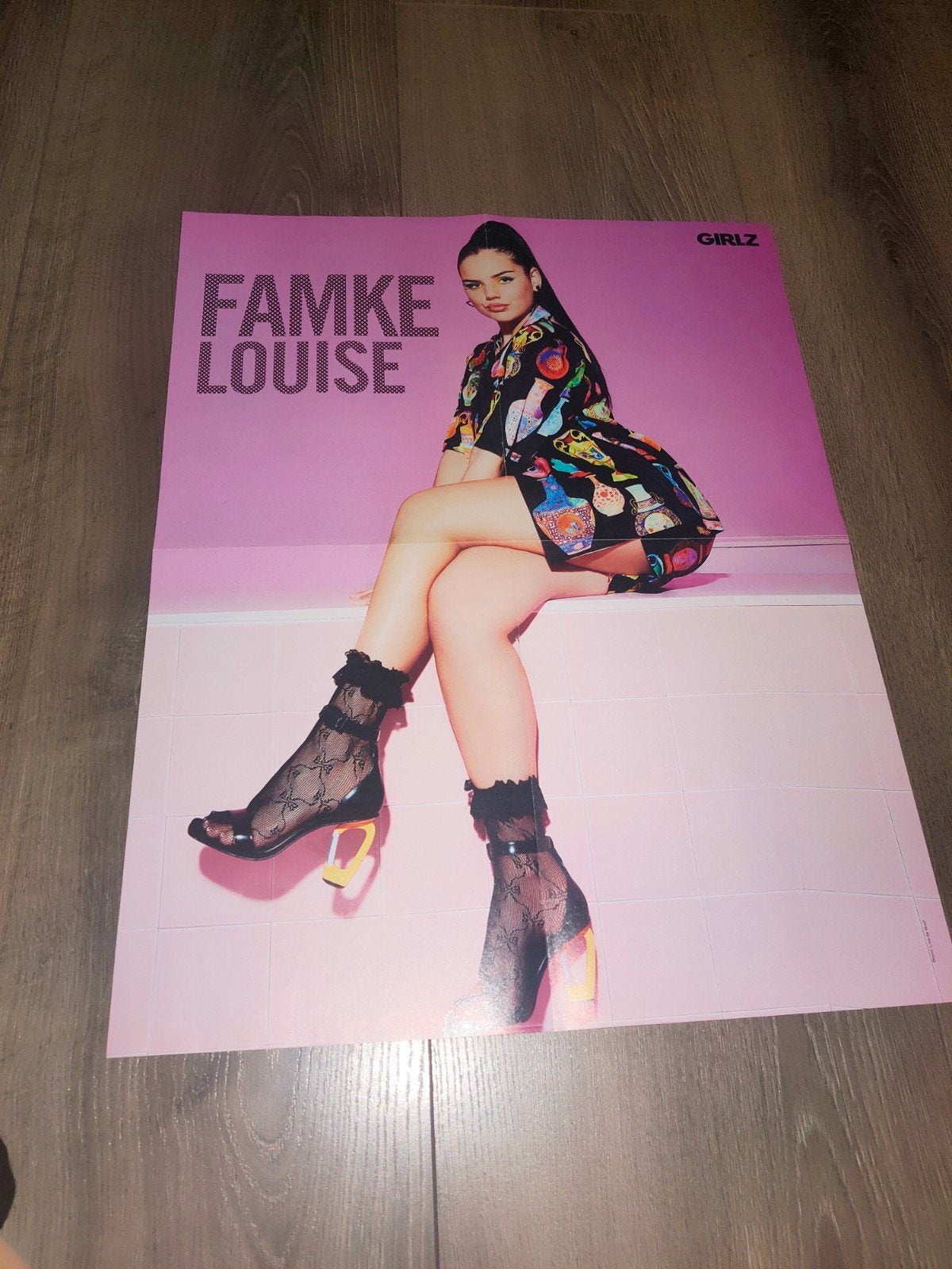 Girlz - Famke Louise Poster, Ophalen of Verzenden, Nieuw, A1 t/m A3