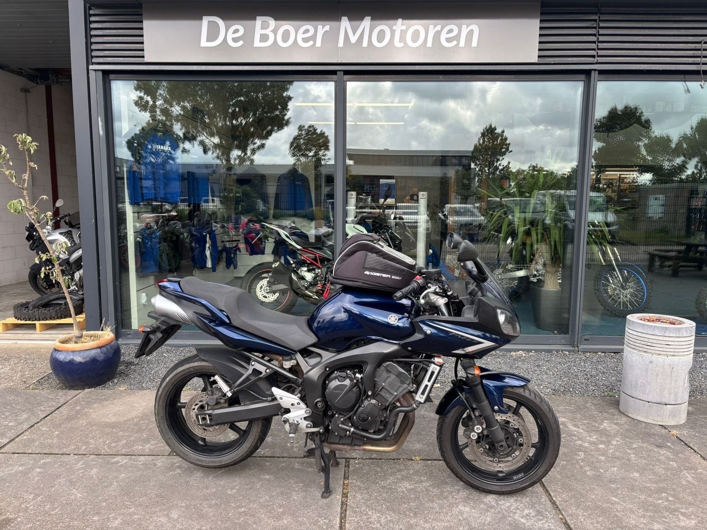 YAMAHA FZ 6 N FAZER 2009, 4 cilinders, Motorrijbewijs A, Bedrijf, Onbekend