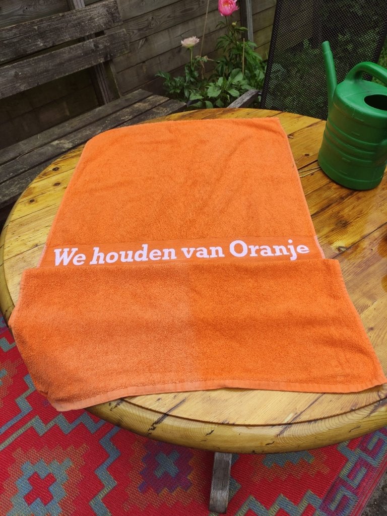 Oranje Badlaken Wij Houden van Oranje, Ophalen of Verzenden, Gebruikt, Overige binnenlandse clubs, Overige typen