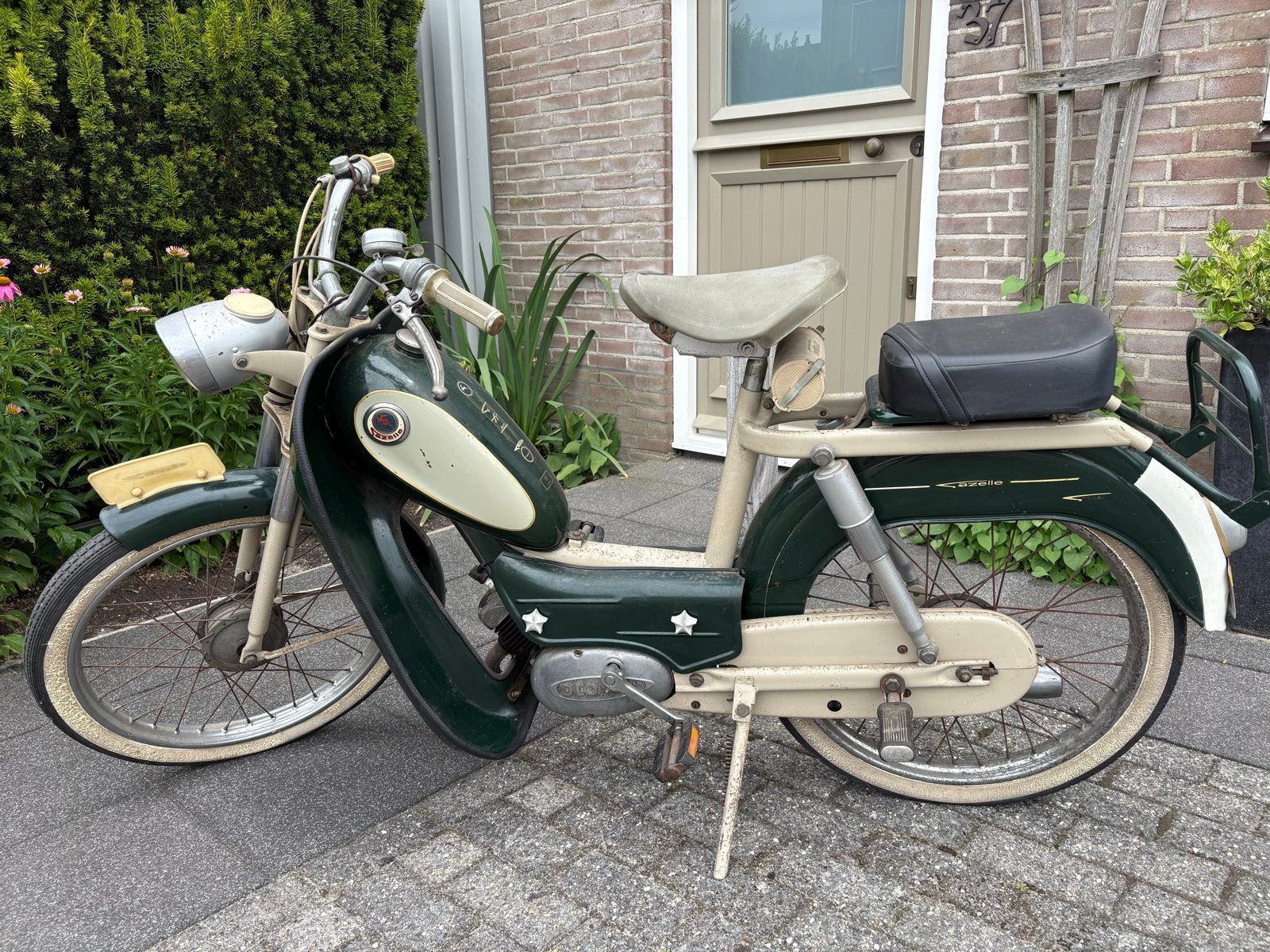 Vintage Gazelle GA 50 bromfiets  met kenteken, Fietsen en Brommers, Brommers | Oldtimers, Maximaal 45 km/u, 49 cc, 2 versnellingen