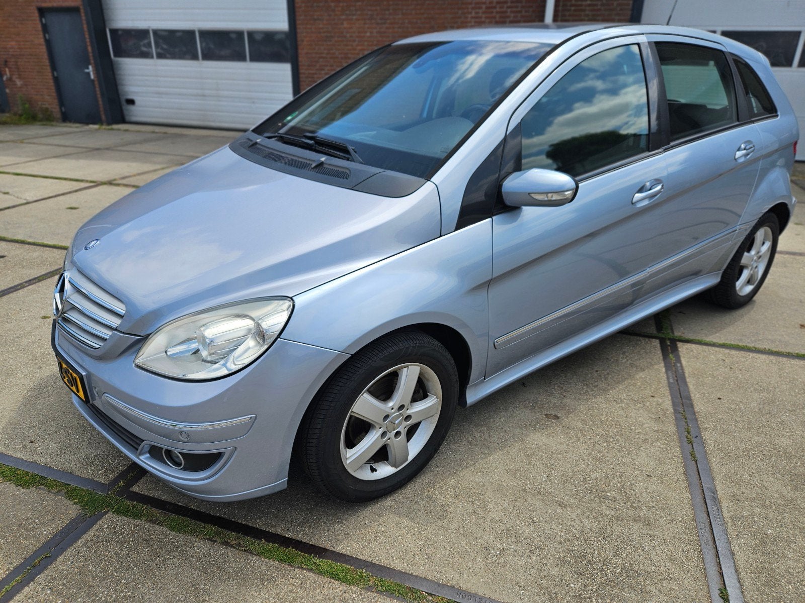Mercedes-Benz B-Klasse 2.0 B200 Turbo 5DRS CVT 2006 Grijs, Auto's, 4 cilinders, 400 kg, Particulier, 193 pk