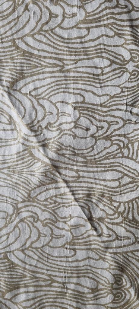 Zijde lap stof  met gouden opdruk, Hobby en Vrije tijd, Stoffen en Lappen, Overige kleuren, Verzenden, Nieuw, 30 tot 120 cm