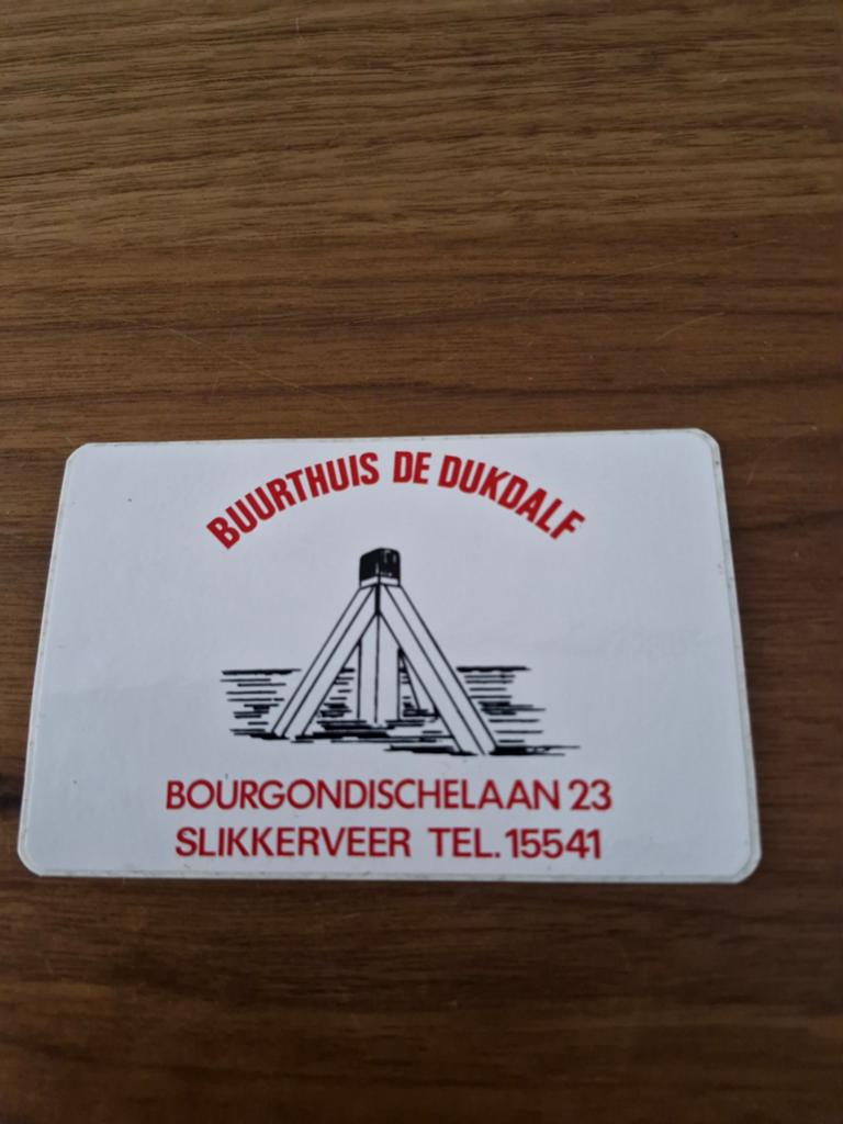 8027 Sticker Buurthuis De Dukdalf Slikkerveer, Ophalen of Verzenden, Gebruikt