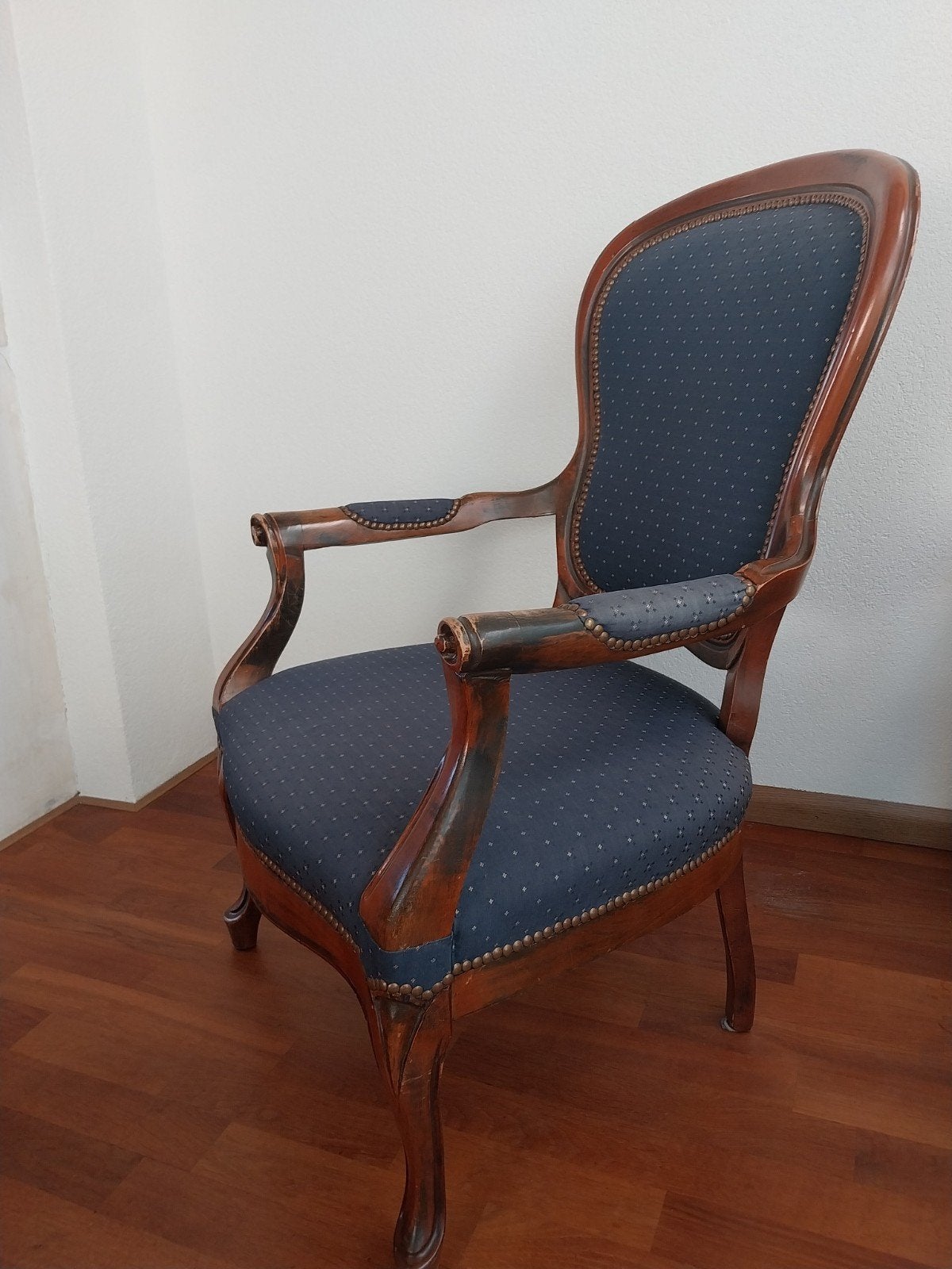 Antieke fauteuil met blauwe stoffering, Antiek en Kunst, Ophalen