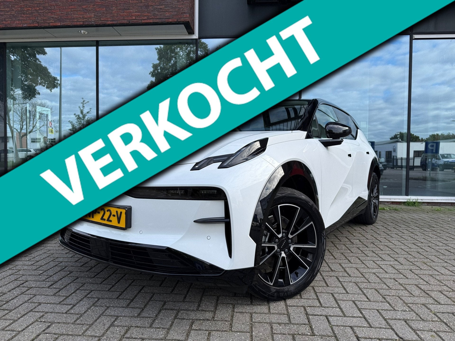 Zeekr X RWD Long Range 69 kWh - Automaat - Panodak - Leder -, Auto's, Automaat, Achterwielaandrijving, Gebruikt, Beige